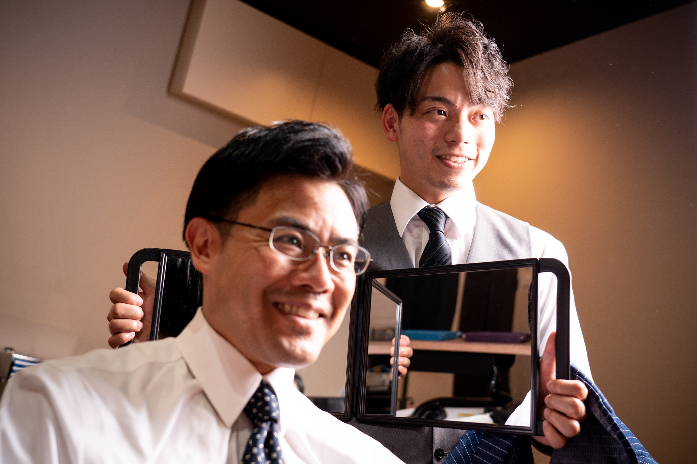 BARBER LUANES カット確認風景